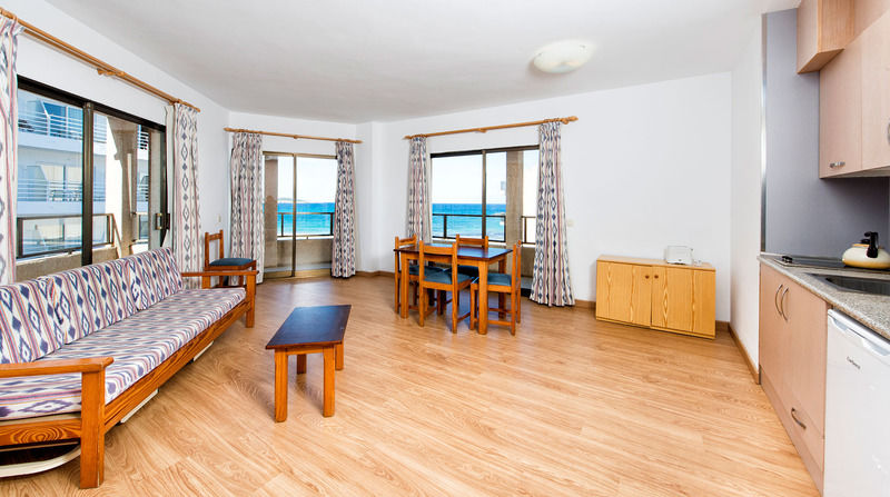 Arcos Playa Apartments S'Illot  Eksteriør billede